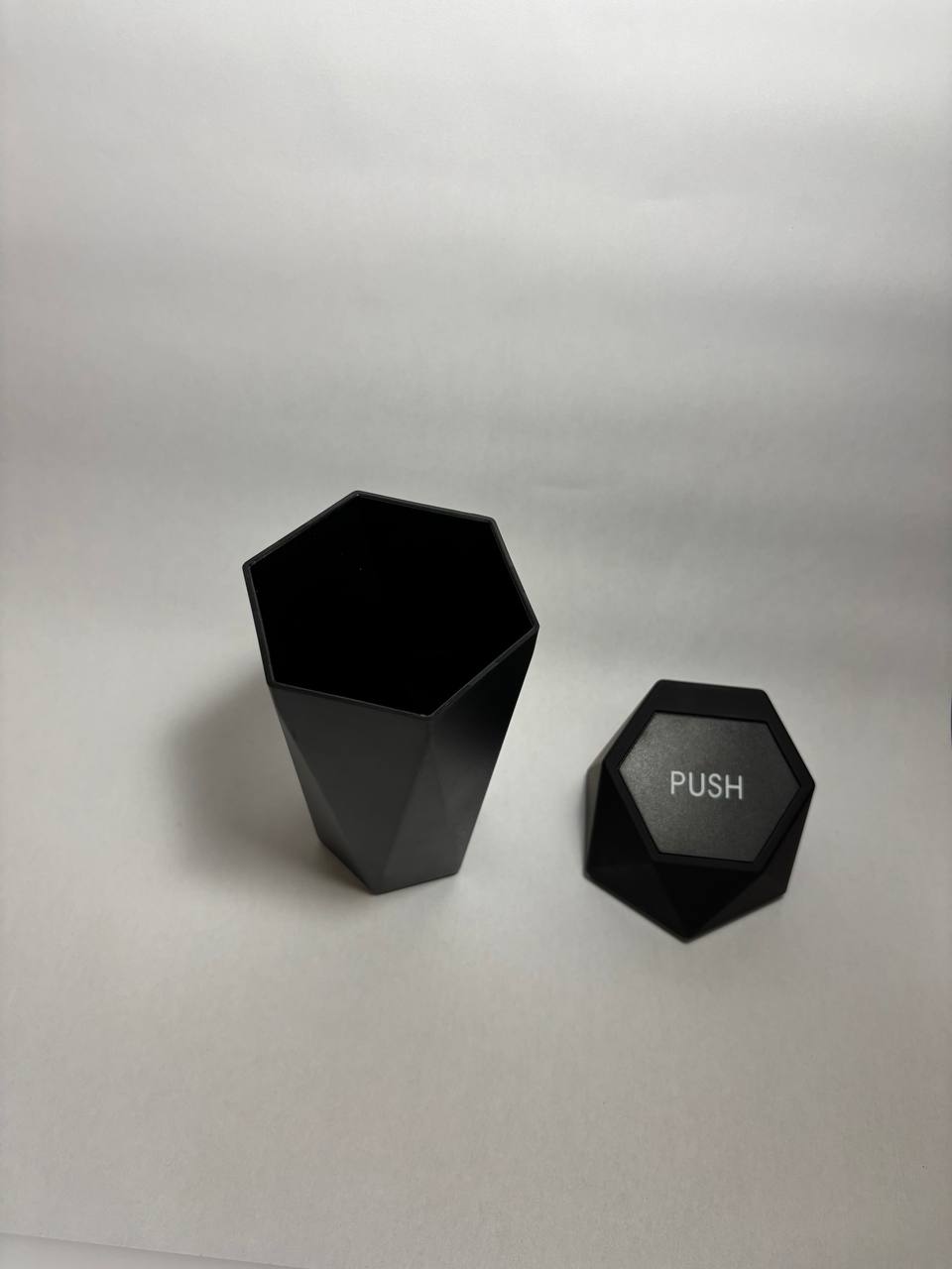 Leakproof Car Trash Cup